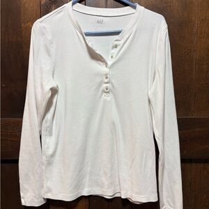 GAP Long-Sleeve Henley Top in White